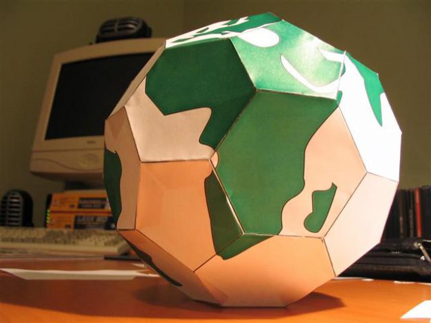 Buckyball_Earth Buckyball earth made of paper